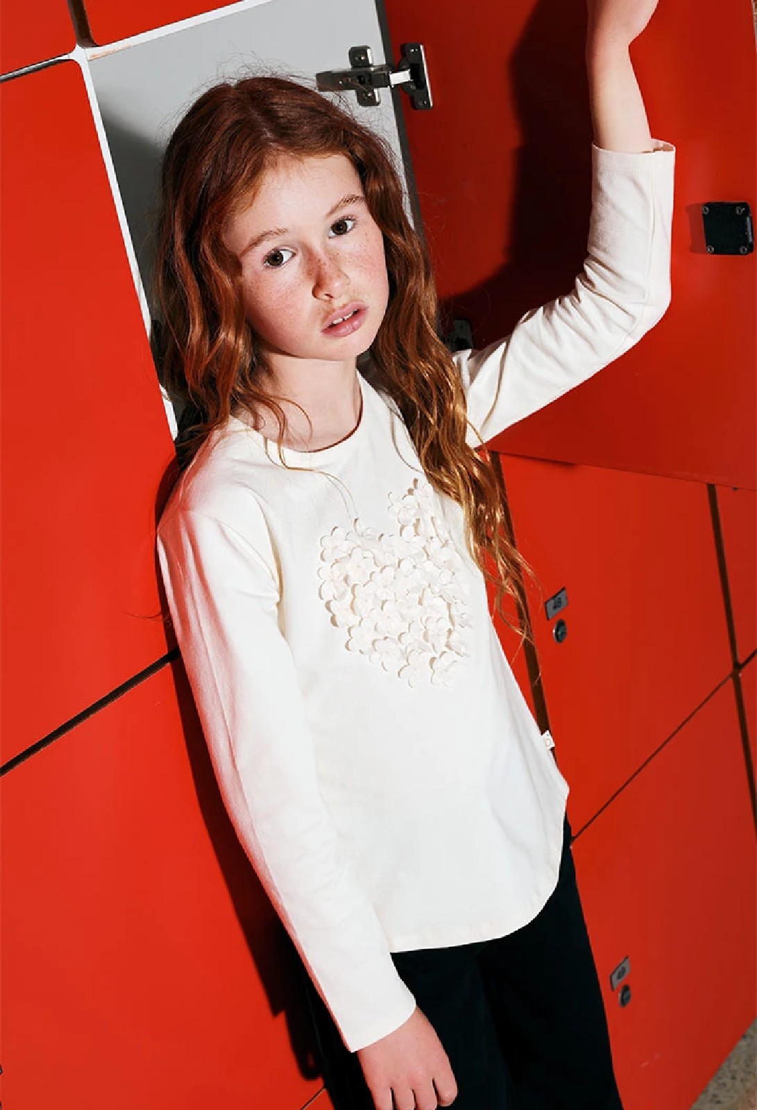 BOBOLI Maglietta bambina in maglia grezza con cuore Avorio - immagine 3